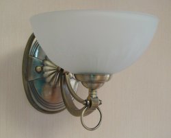 Светильник настенный (бра) TINKO 2115BR/1W WT